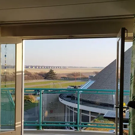 Strandslag 207 Aan Zee Apartment